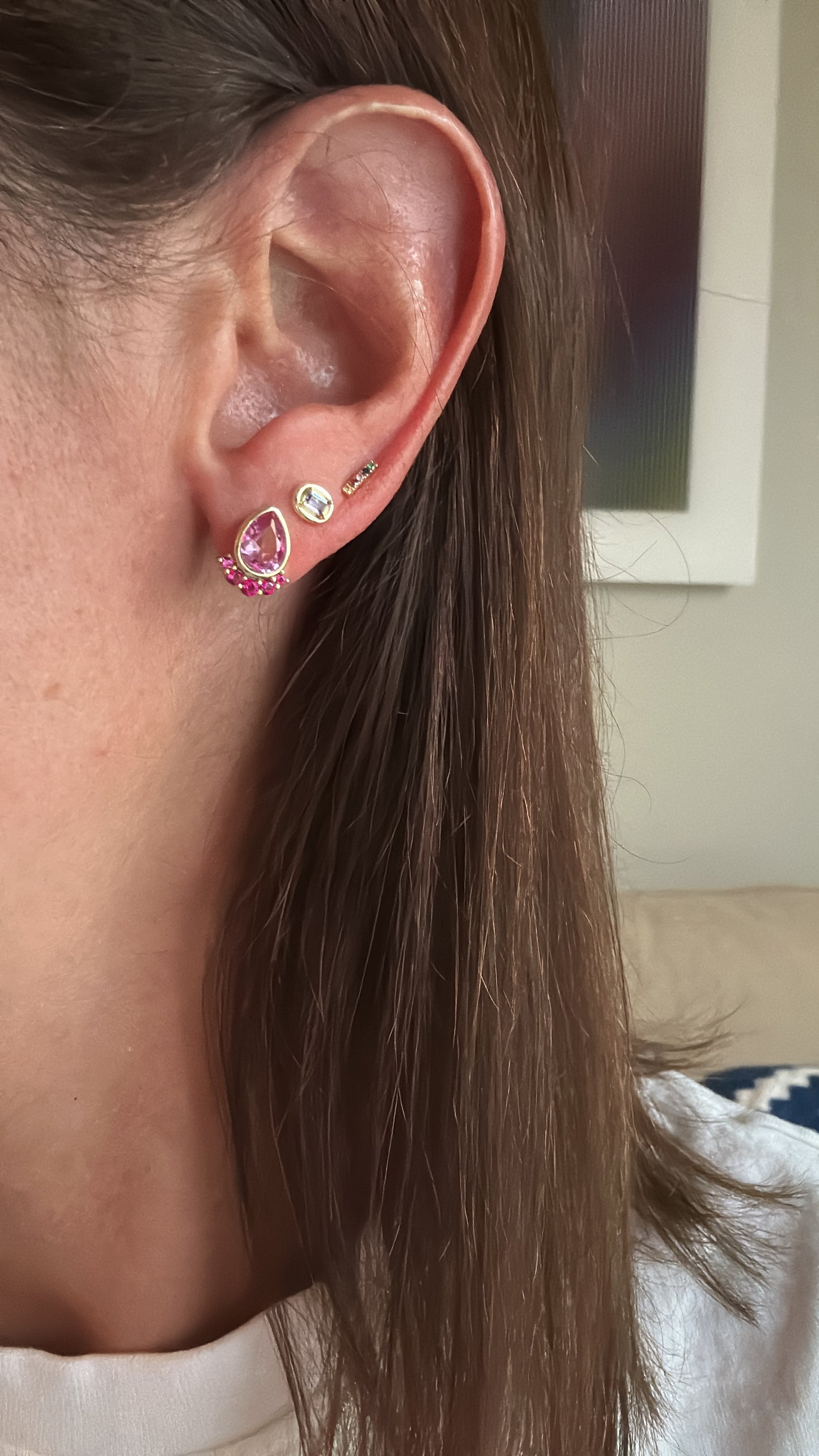 Pink tone drop studs