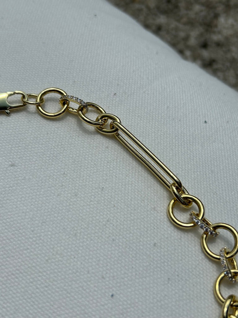 Adela rhinestone chain