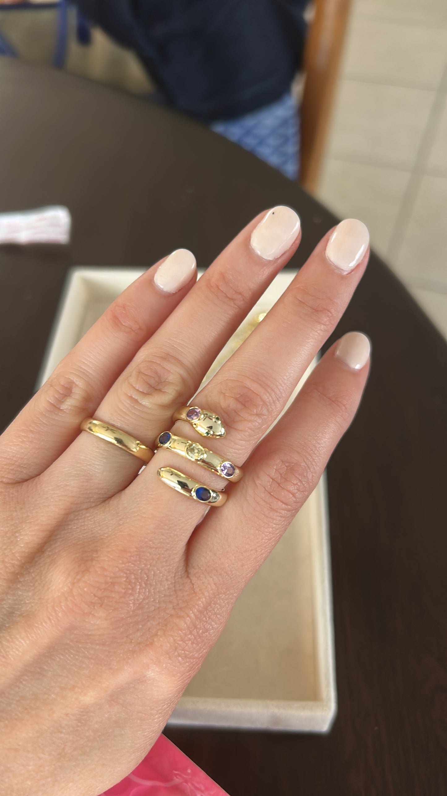 Resizable snake ring