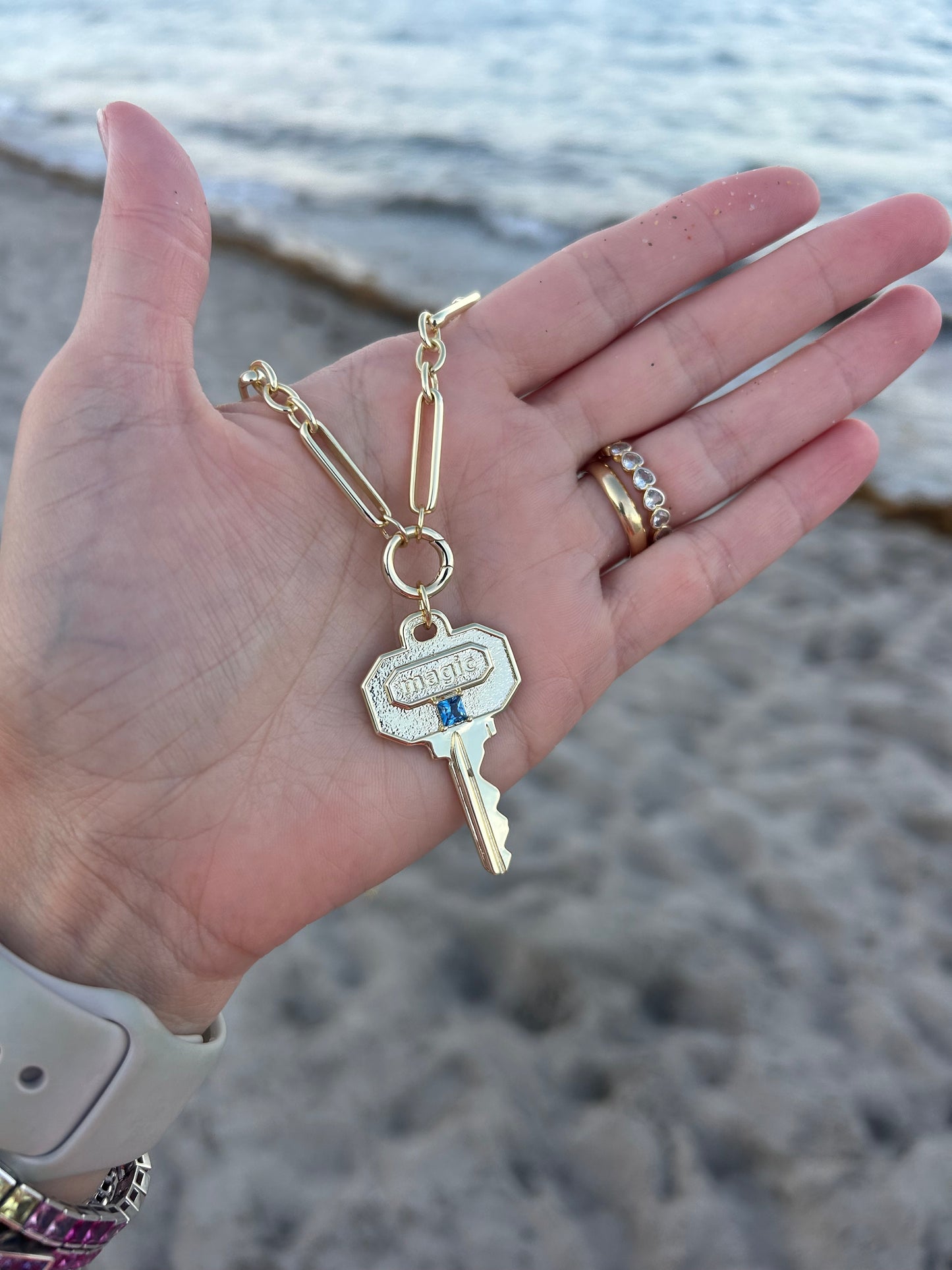 Magic key pendant