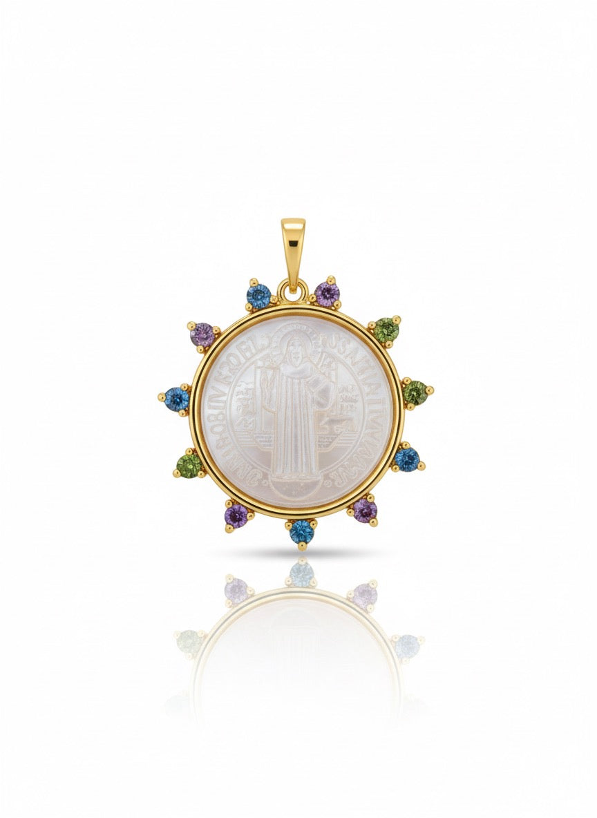 Mother of pearl and zirconia medal